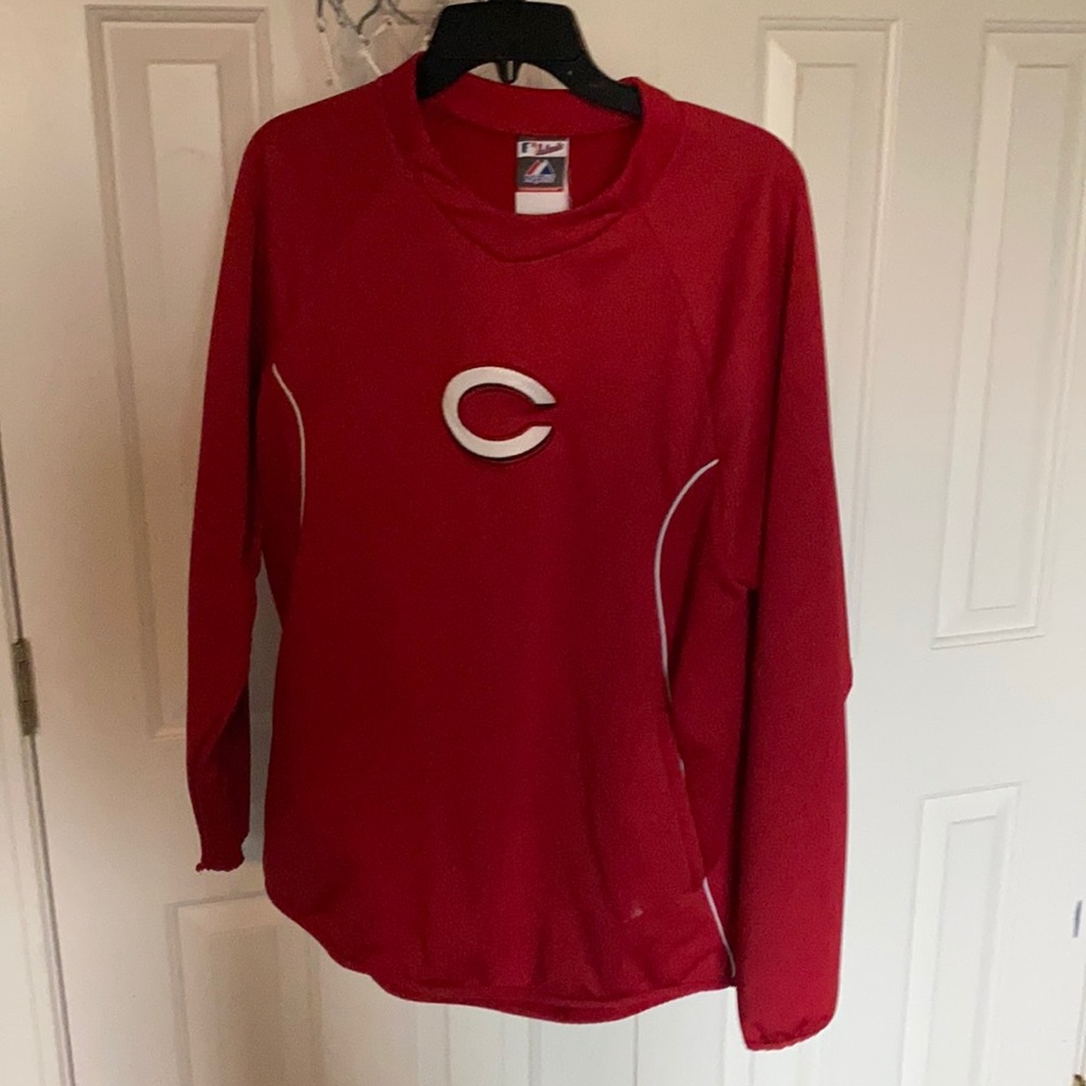 Cincinnati Reds Majestic men’s crew neck sweatshirt